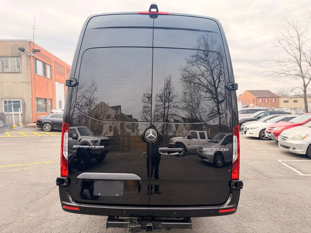 Used 2020 Mercedes-Benz Sprinter 3500 image 8