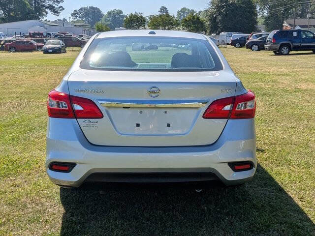 Used 2019 Nissan Sentra SV FWD image 4