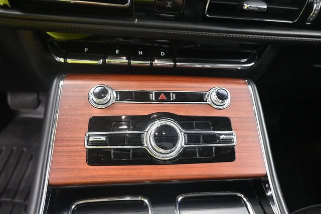 Used 2022 Lincoln Aviator Grand Touring w/ Elements Package Plus AWD/4WD image 18