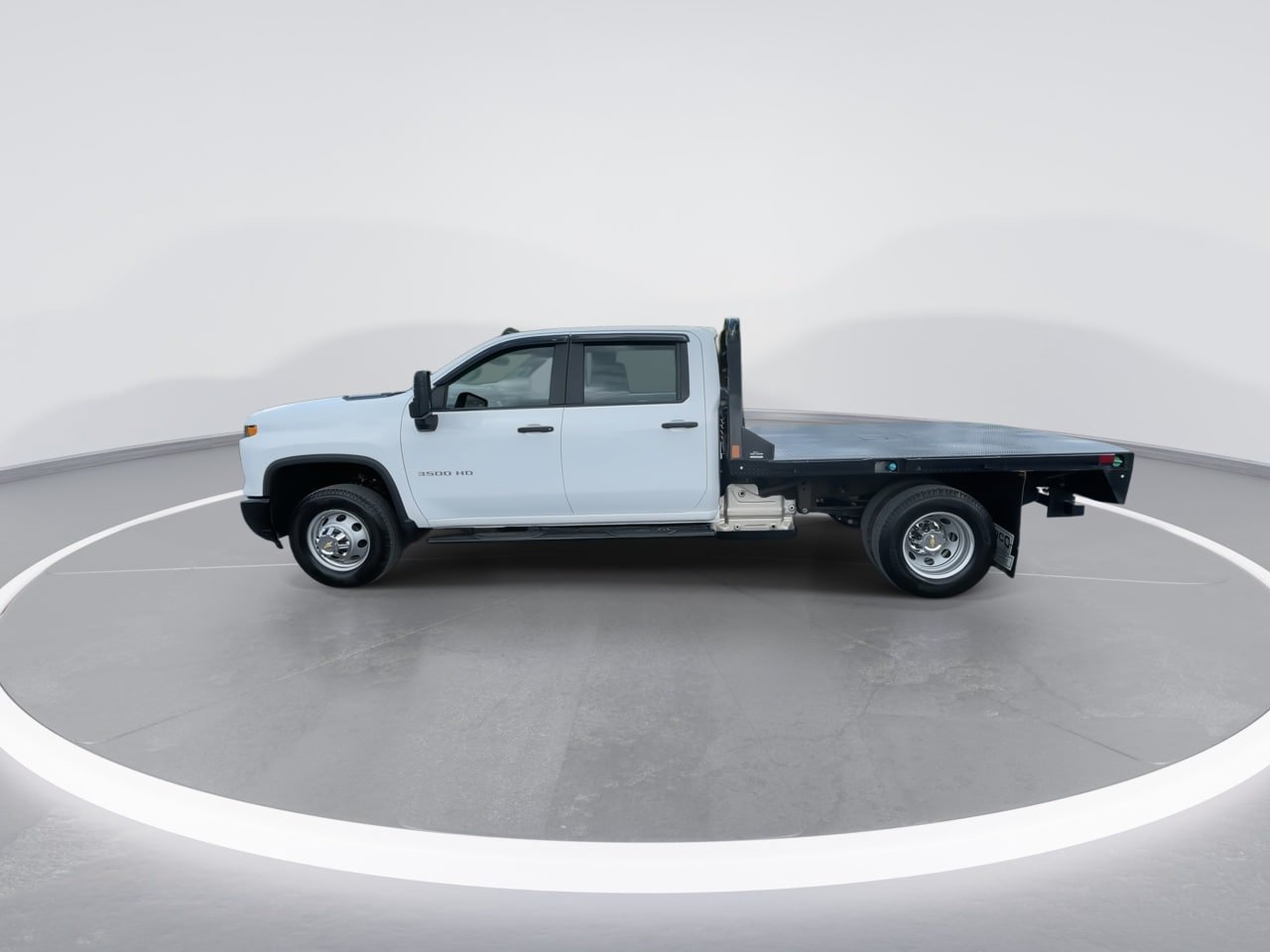 Used 2025 Chevrolet Silverado 3500 W/T AWD/4WD image 6