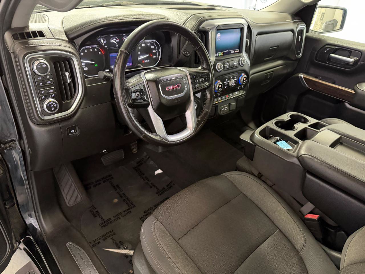 Used 2020 GMC Sierra 1500 Elevation w/ Elevation Value Package AWD/4WD image 14