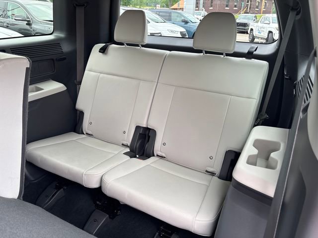 Used 2025 Hyundai Santa Fe SEL AWD/4WD image 21