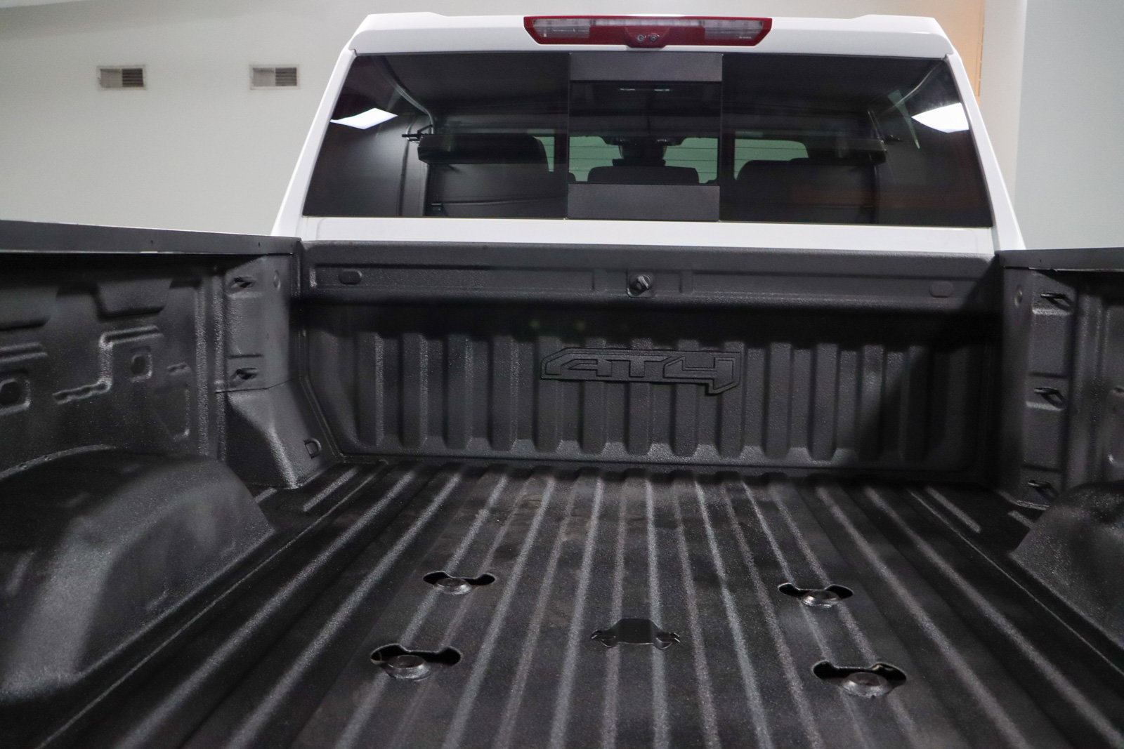 Used 2024 GMC Sierra 2500 AT4 w/ AT4 Premium Plus Package image 33