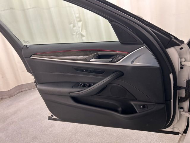 Used 2022 BMW 530i xDrive w/ Convenience Package image 27