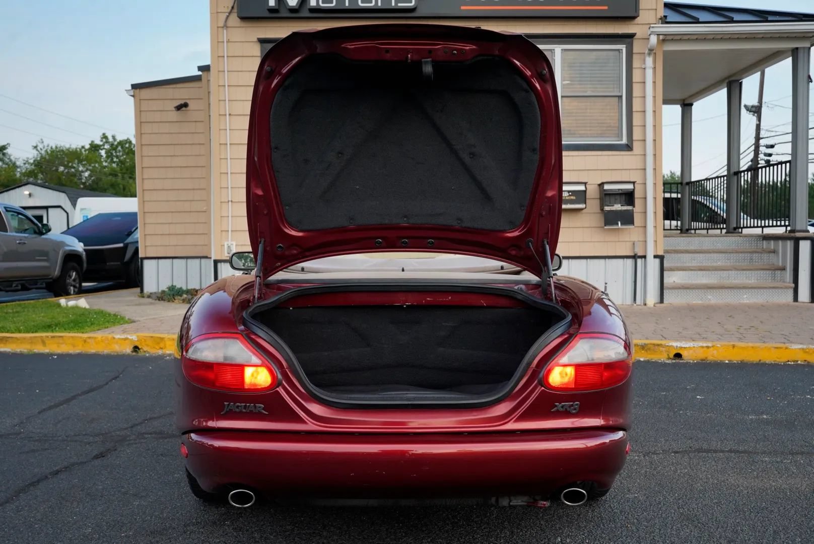 Used 1997 Jaguar XK8 Convertible RWD image 34
