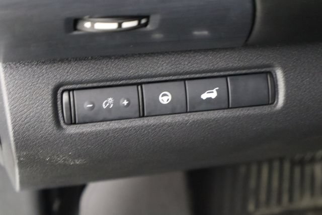 Used 2025 Nissan Pathfinder Rock Creek AWD/4WD image 23