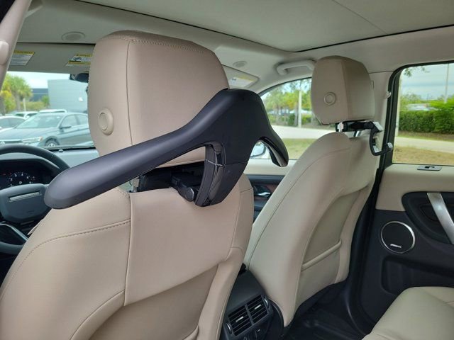 Used 2025 Land Rover Discovery Sport S image 13