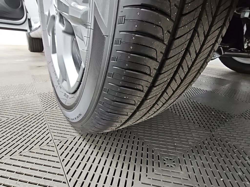 New 2026 Honda HR-V LX image 40