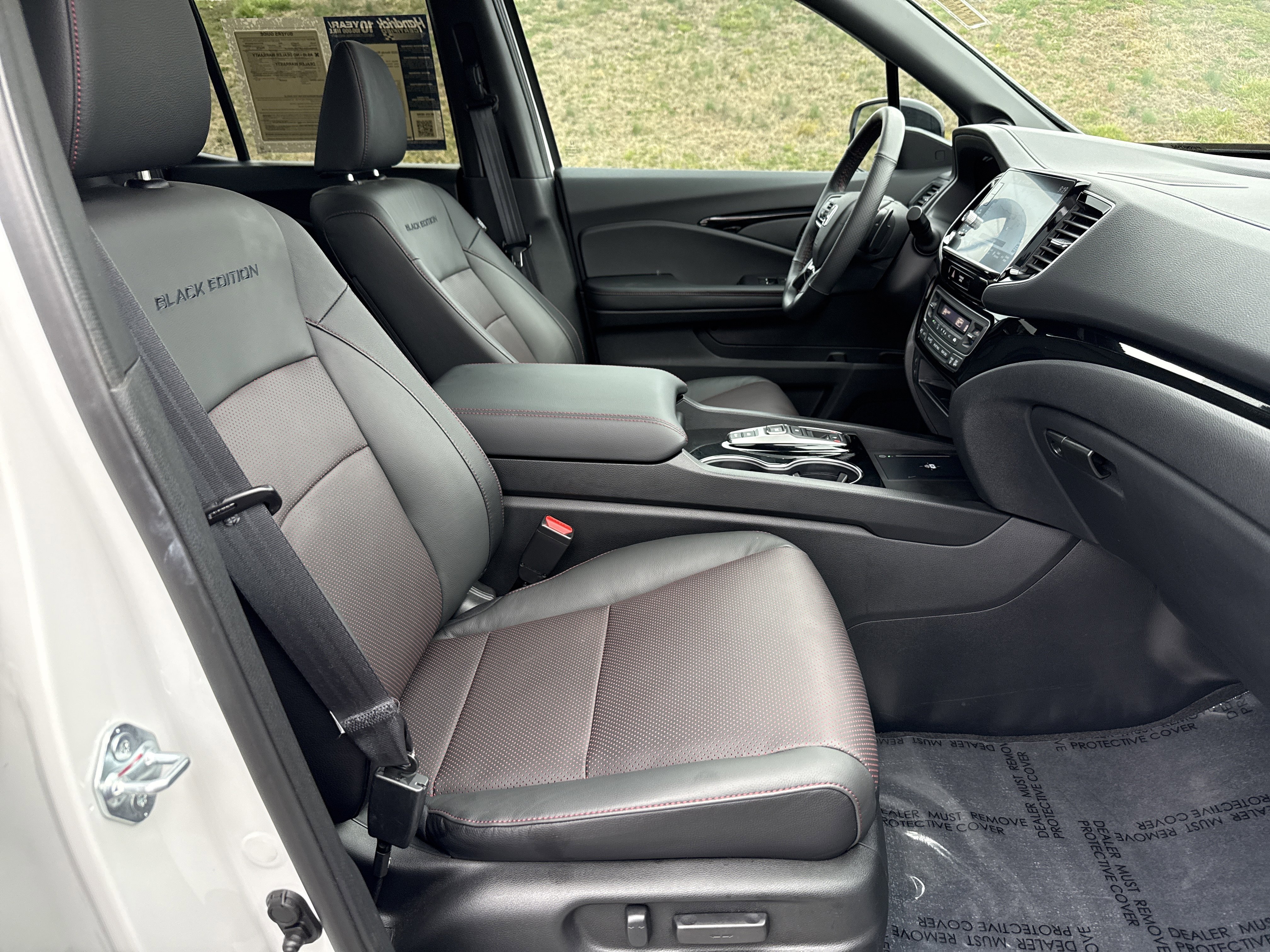 Used 2025 Honda Ridgeline Black Edition image 34