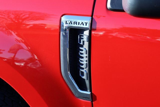 Used 2019 Ford F250 Lariat w/ Chrome Package image 9