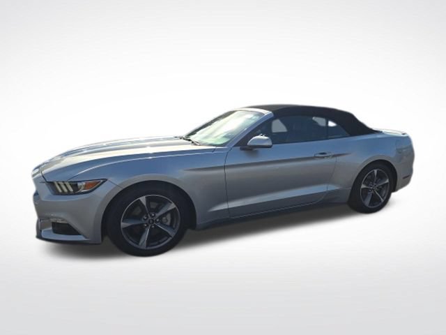 Used 2017 Ford Mustang Convertible w/ Equipment Group 051A RWD image 18