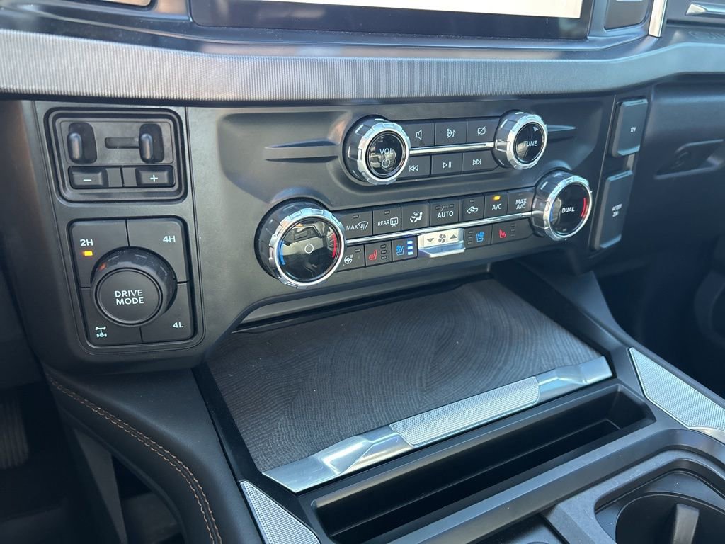 Used 2024 Ford F250 Platinum w/ FX4 Off-Road Package image 65