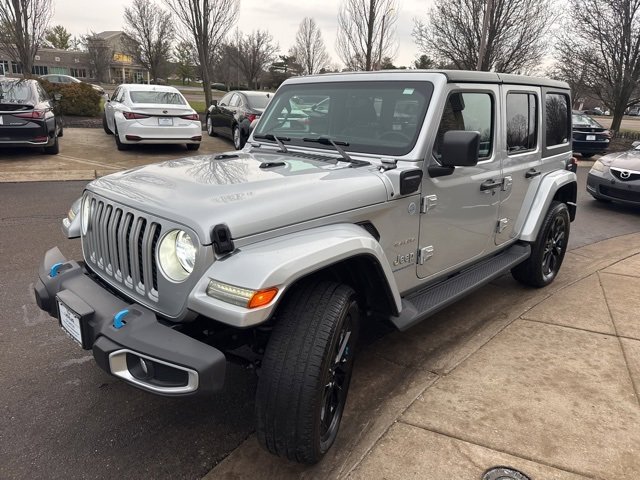 Used 2023 Jeep Wrangler Unlimited Sahara w/ Cold Weather Group image 7