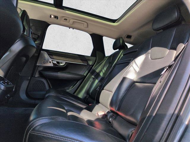 Used 2018 Volvo V90 T6 Cross Country image 20