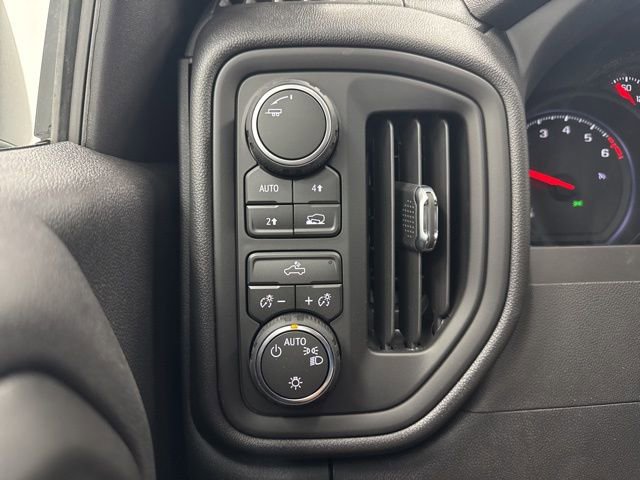 New 2026 Chevrolet Silverado 1500 Custom AWD/4WD image 11
