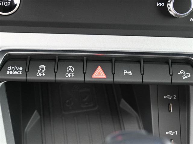 Certified 2025 Audi Q3 2.0T Premium Plus w/ Premium Plus Package image 25
