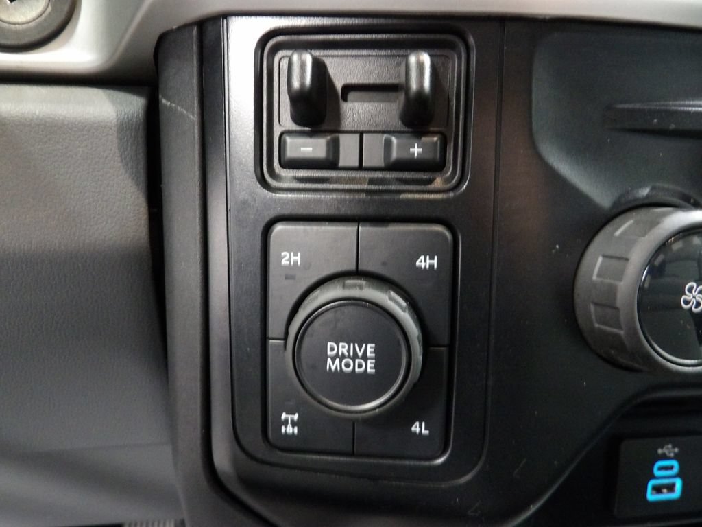 Used 2024 Ford F250 XLT AWD/4WD image 44