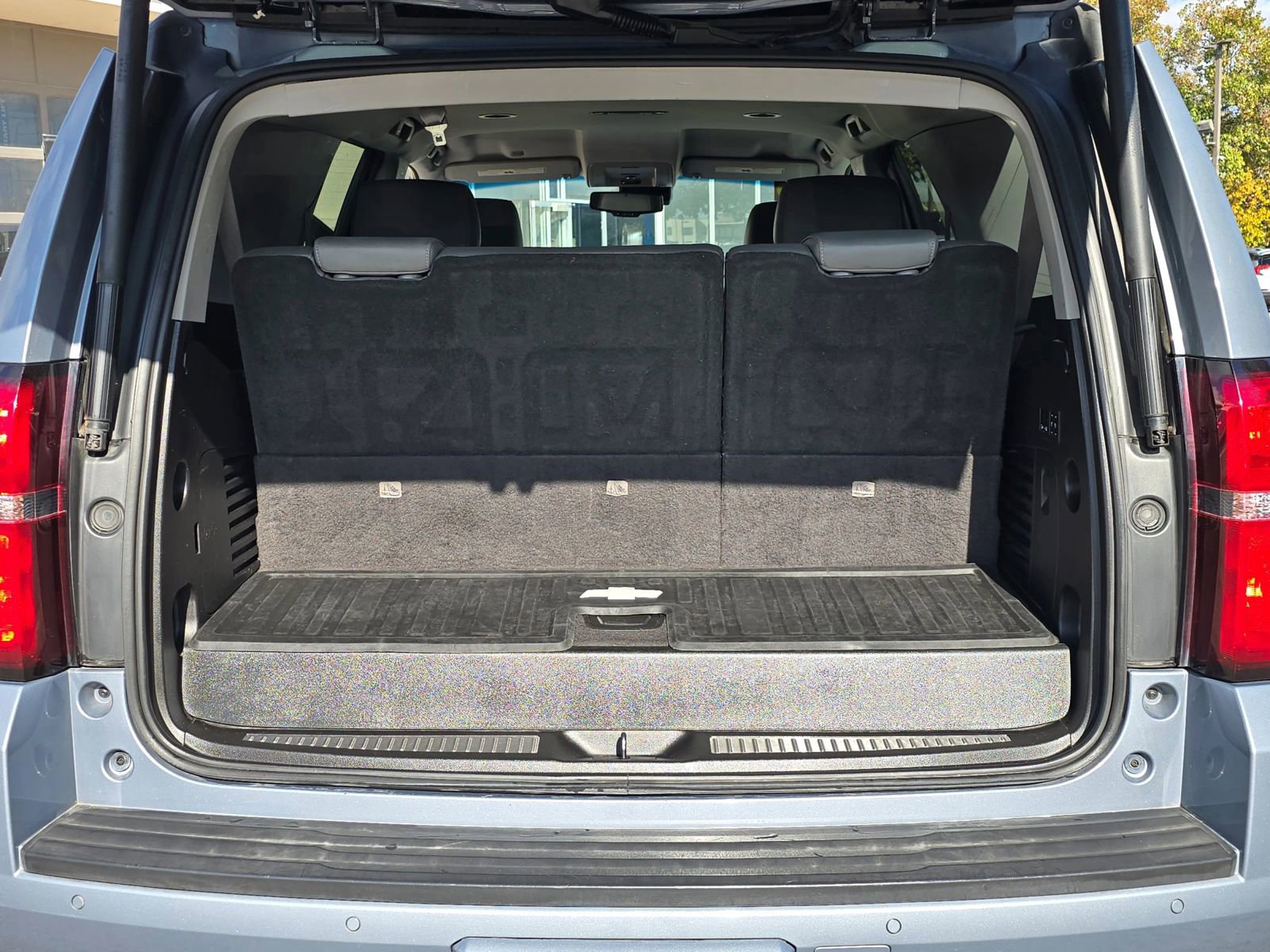 Used 2016 Chevrolet Tahoe LT w/ Luxury Package image 19