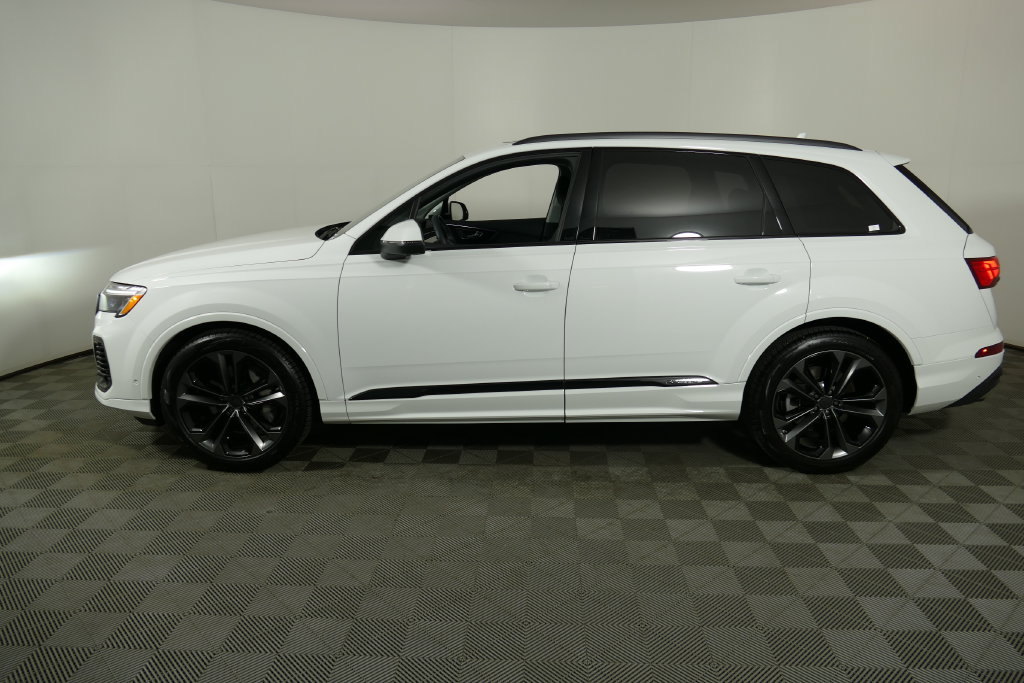 Certified 2026 Audi Q7 3.0T Premium Plus w/ Premium Plus Package AWD/4WD image 8