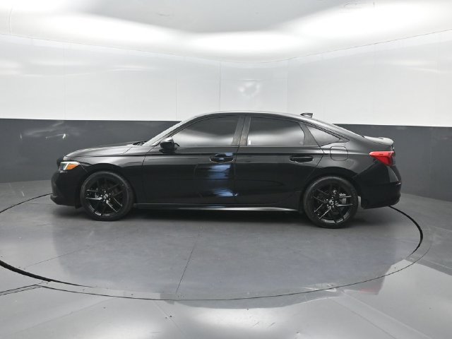 Used 2023 Honda Civic Sport image 3