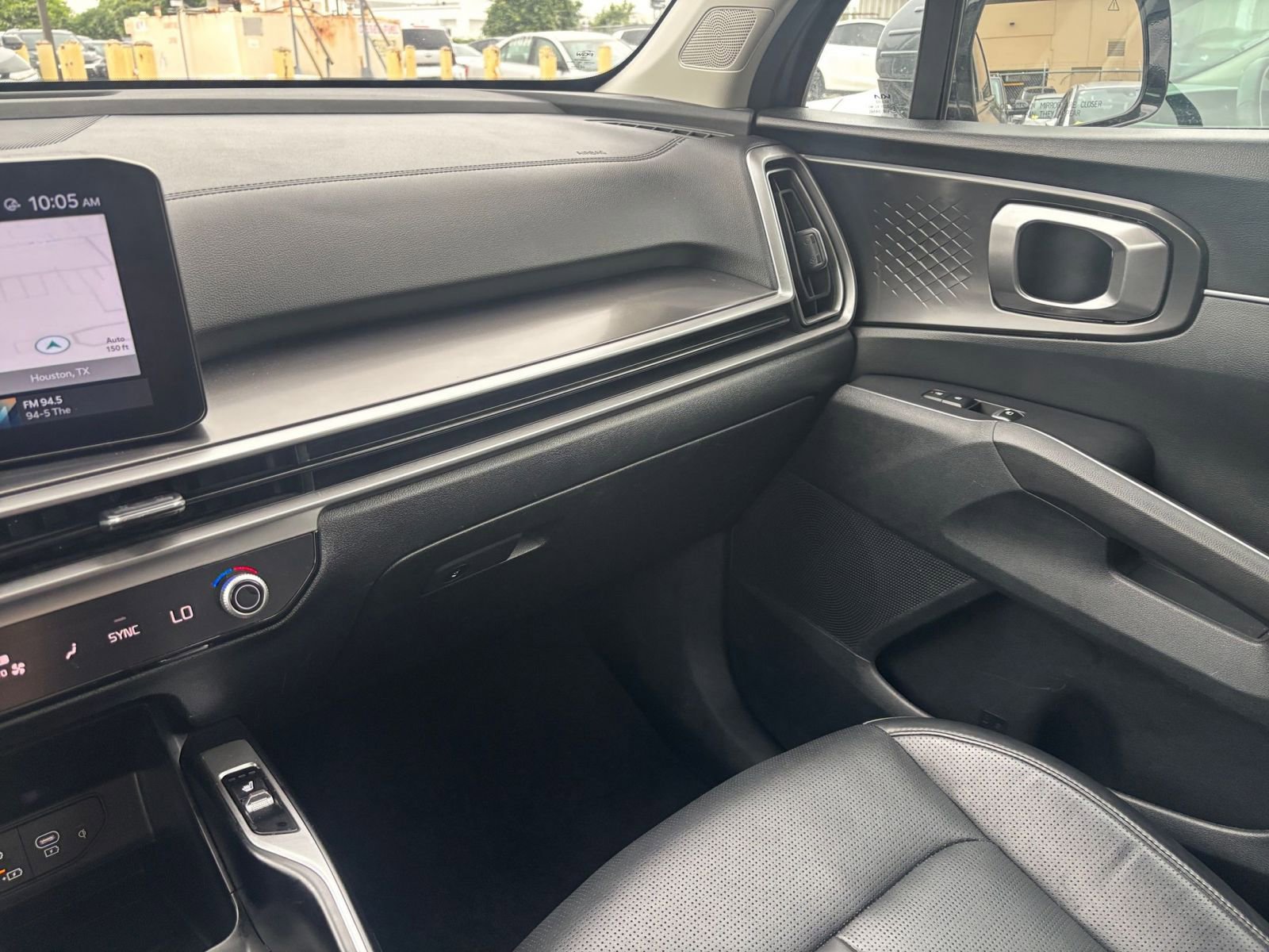 Used 2024 Kia Sorento S FWD image 38