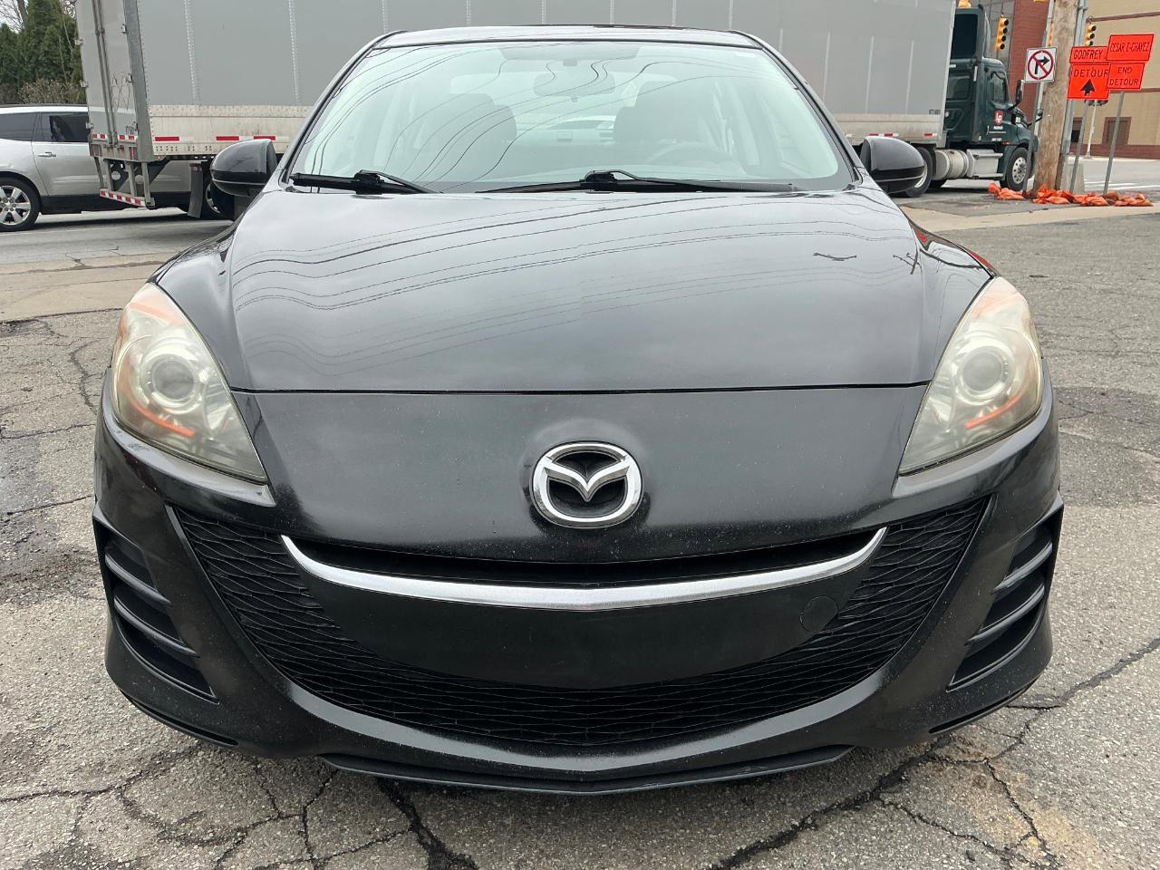 Used 2010 MAZDA MAZDA3 i Touring FWD image 8