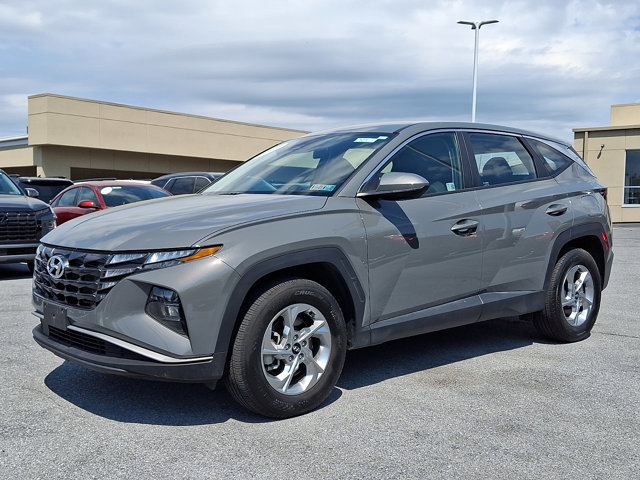 Certified 2024 Hyundai Tucson SE AWD/4WD image 1