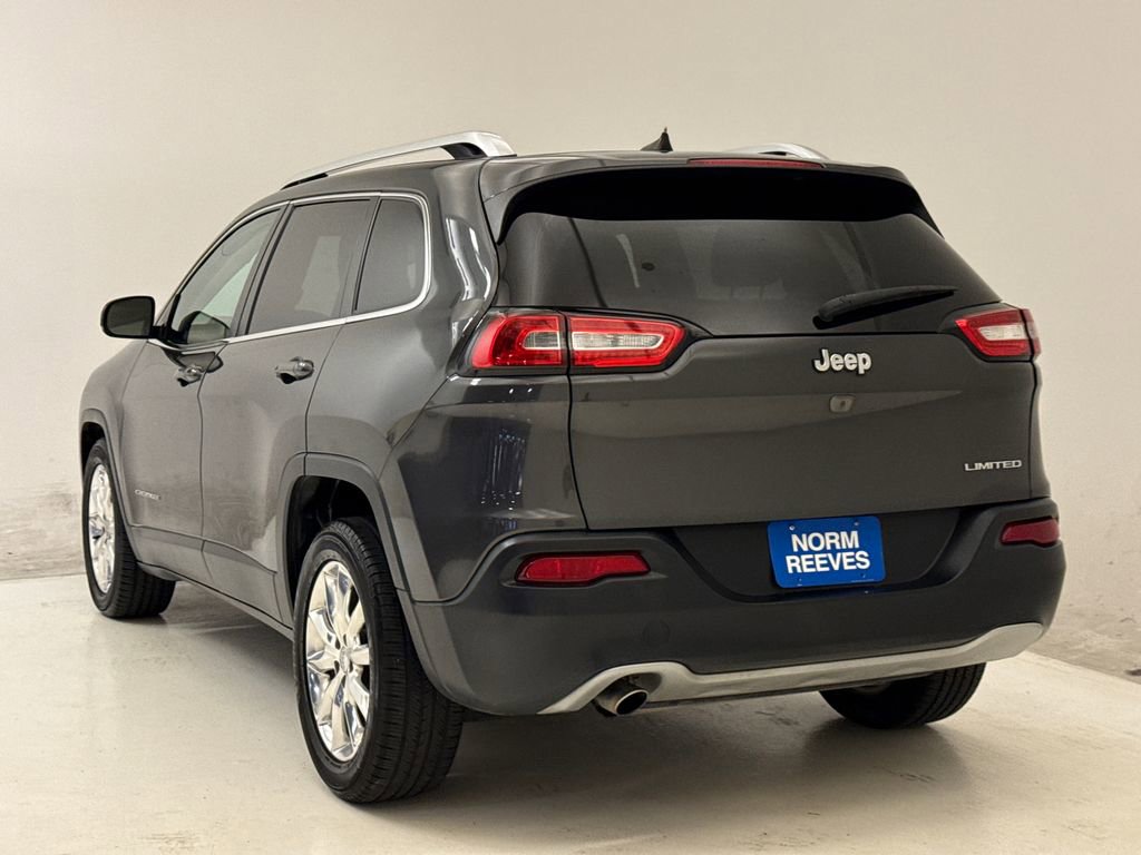 Used 2016 Jeep Cherokee Limited image 7