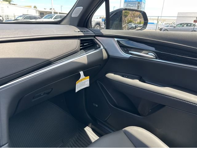New 2025 Cadillac XT5 Premium Luxury image 14