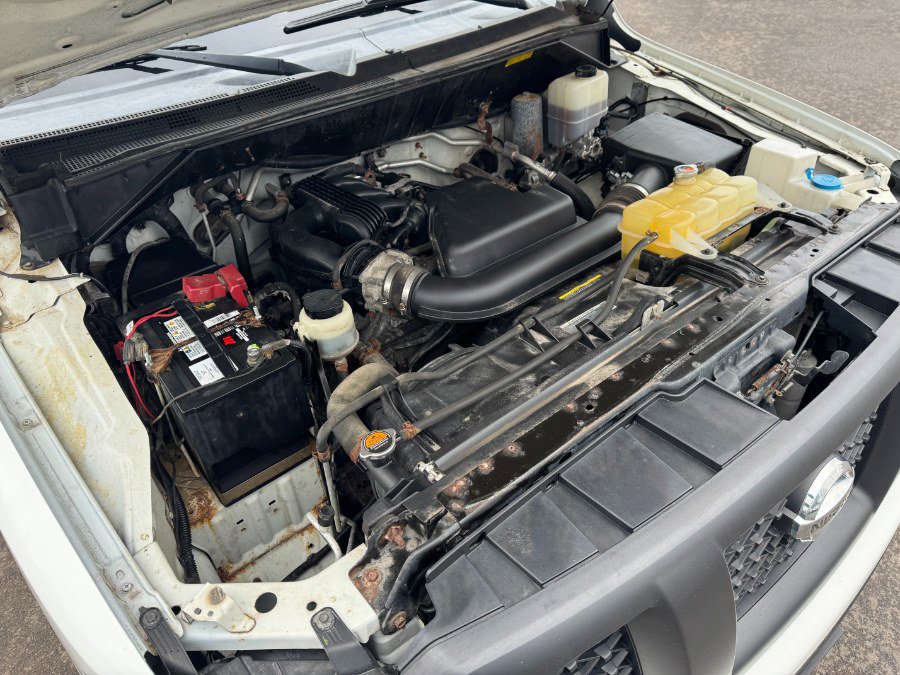 Used 2015 Nissan NV 2500 S image 22