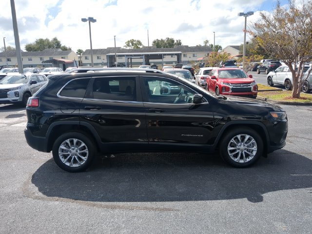 Used 2019 Jeep Cherokee Latitude w/ Popular Appearance Group FWD image 4
