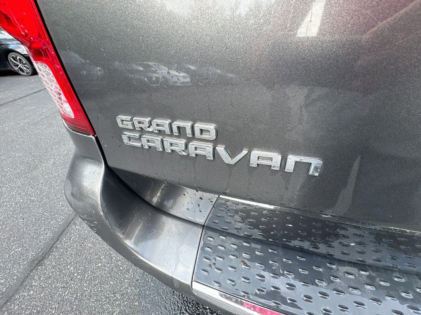 Used 2019 Dodge Grand Caravan GT FWD image 31