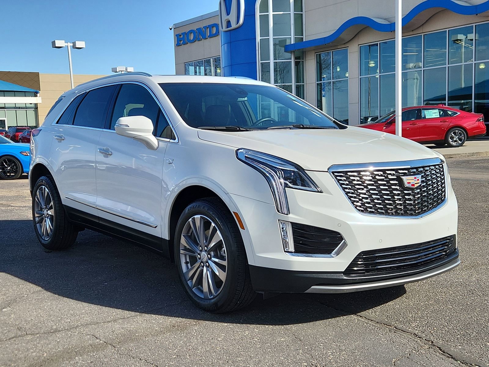 Used 2025 Cadillac XT5 Premium Luxury image 7