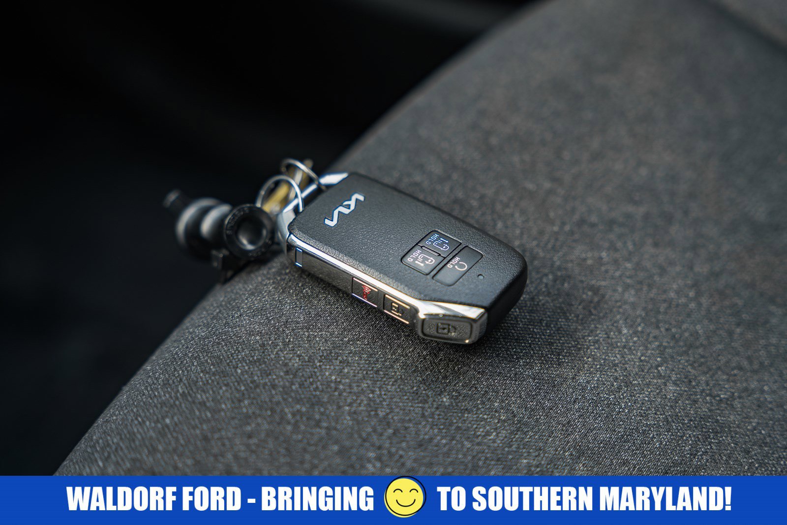 Used 2023 Kia Carnival LX image 41