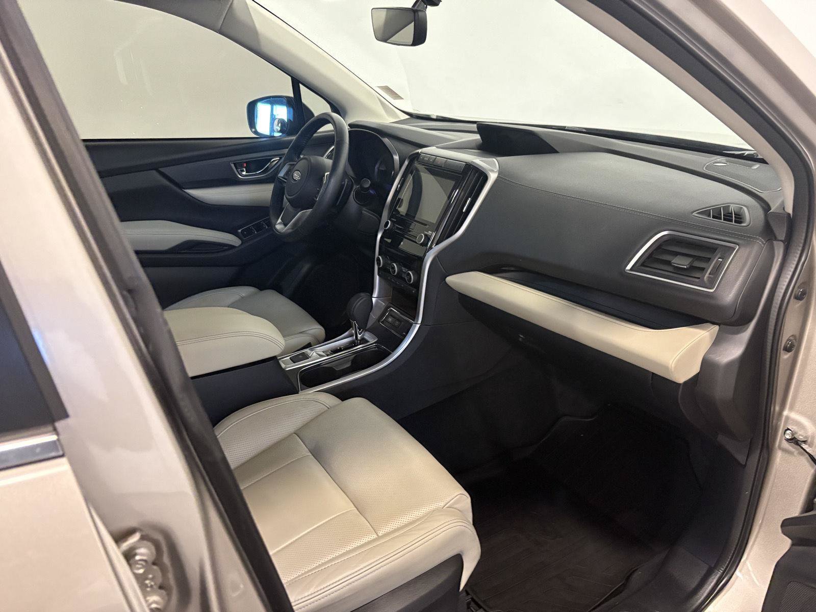 Used 2020 Subaru Ascent Limited AWD/4WD image 49