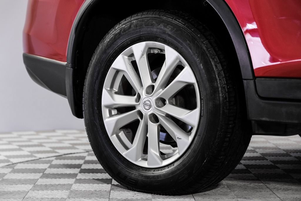 Used 2015 Nissan Rogue SV image 55