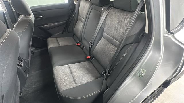 Certified 2025 Nissan Rogue SV image 12