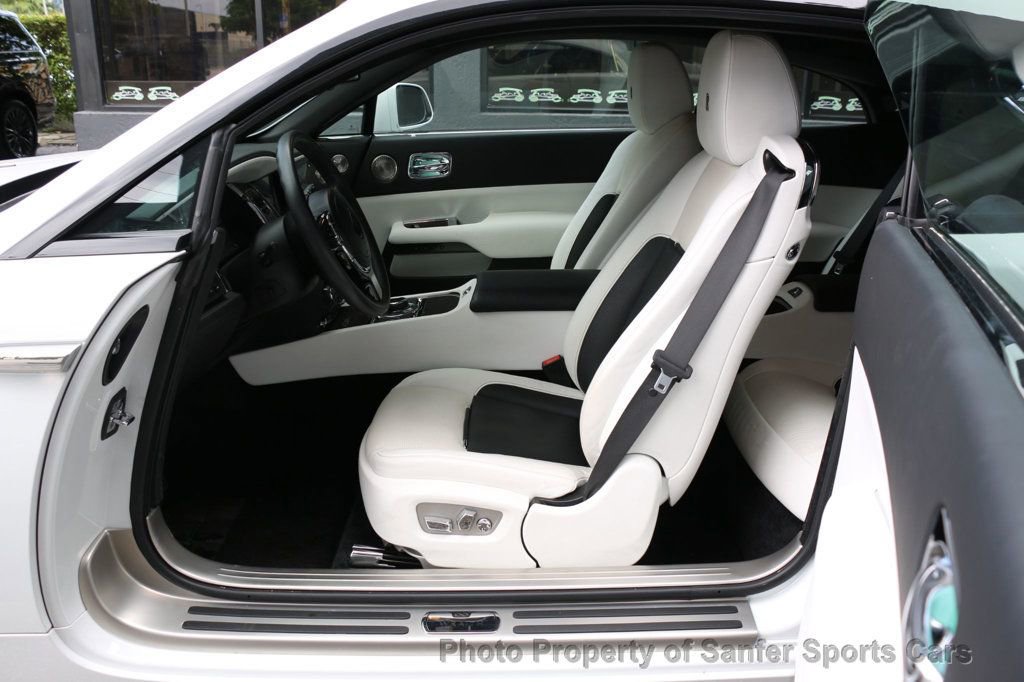 Used 2021 Rolls-Royce Wraith RWD image 24