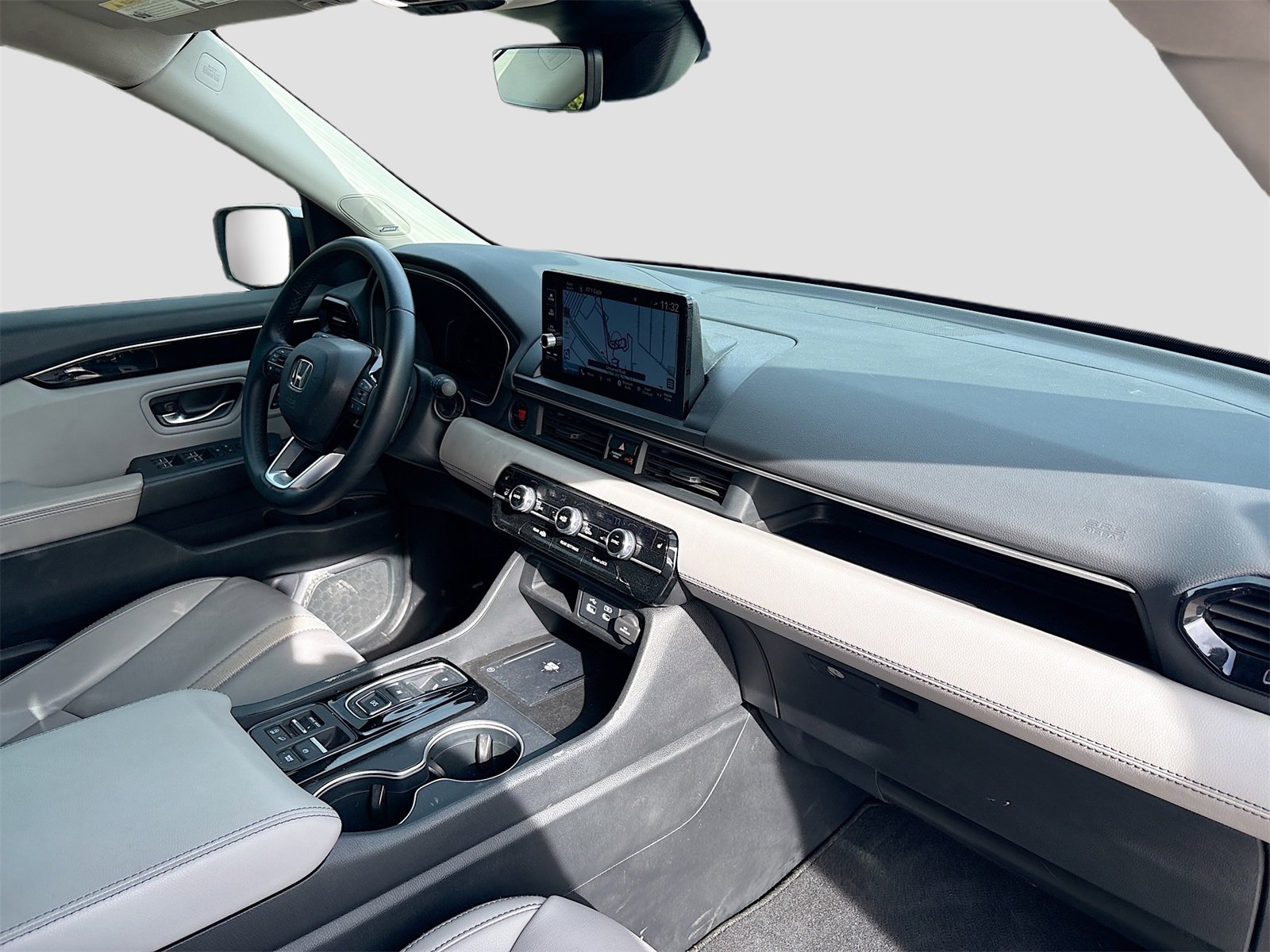 Used 2023 Honda Pilot Touring image 31