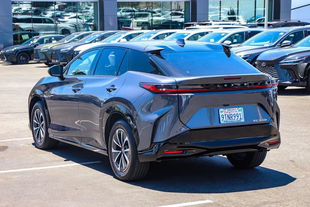 Certified 2025 Lexus RZ 300e FWD image 4