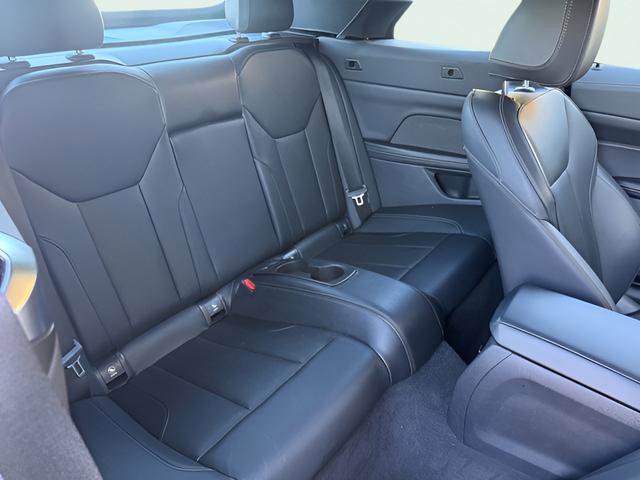 Used 2024 BMW M440i Convertible w/ Premium Package image 27