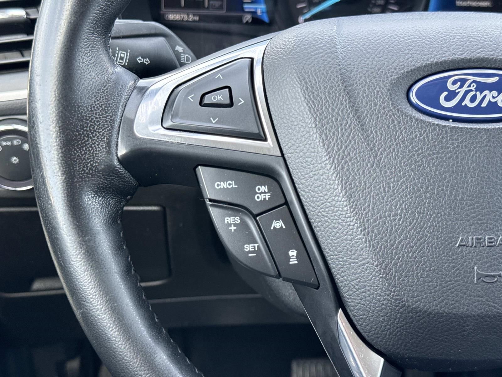 Used 2022 Ford Edge SEL AWD/4WD image 15