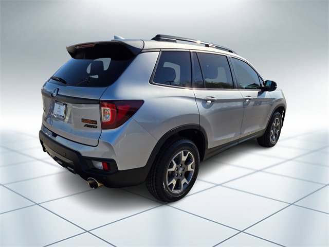 Certified 2022 Honda Passport TrailSport image 4
