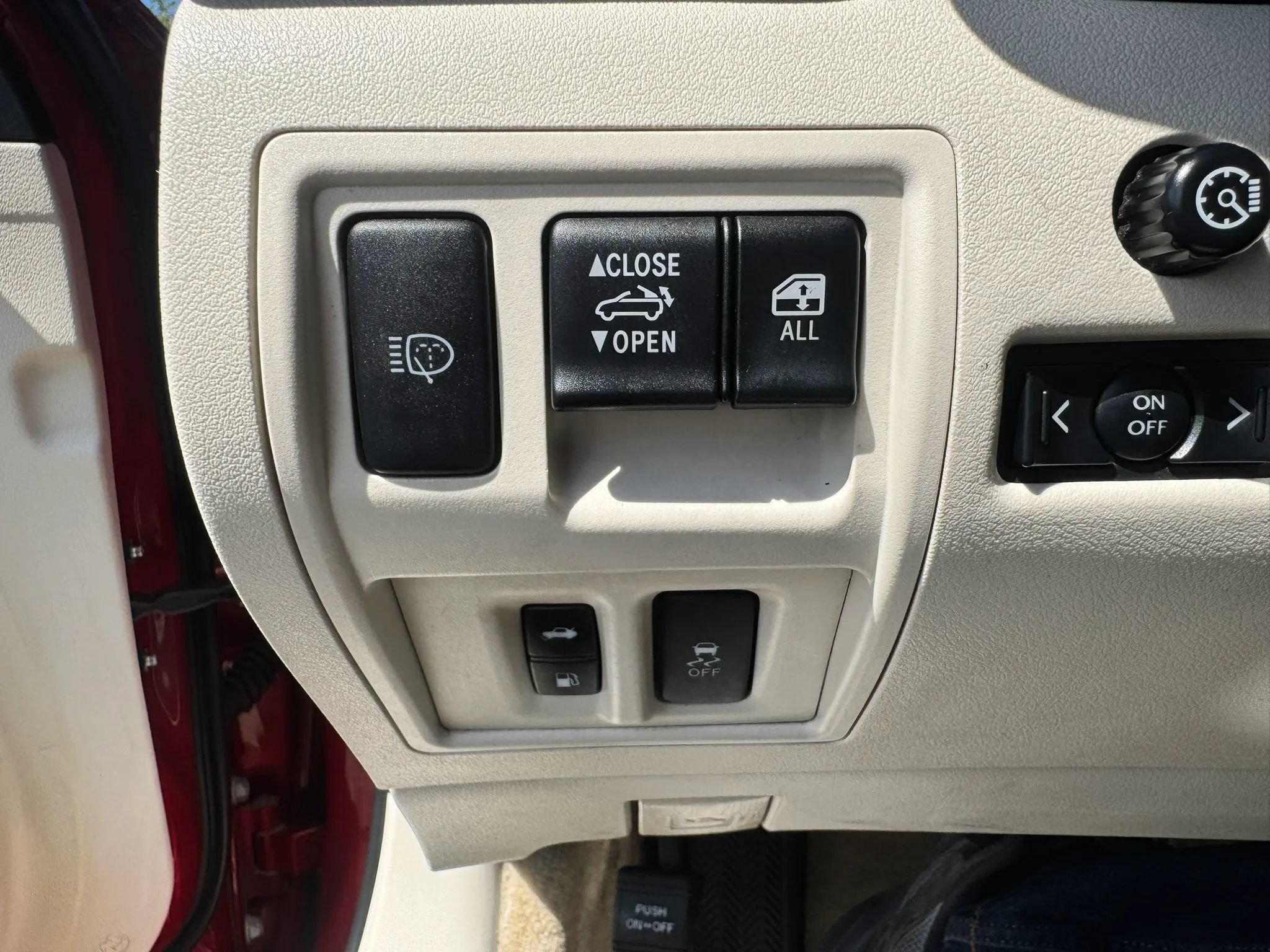 Used 2012 Lexus IS 350C RWD image 45