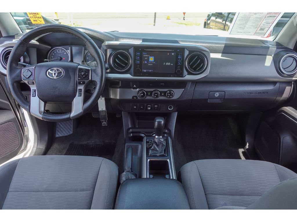 Used 2018 Toyota Tacoma SR5 RWD image 23