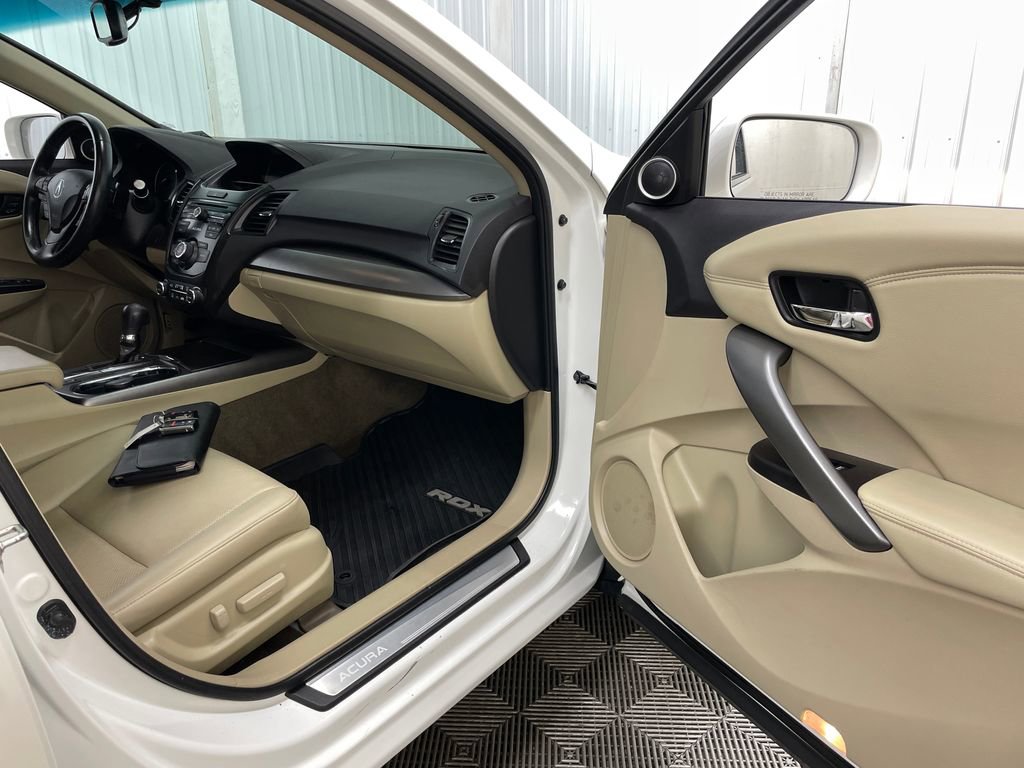 Used 2015 Acura RDX AWD image 31