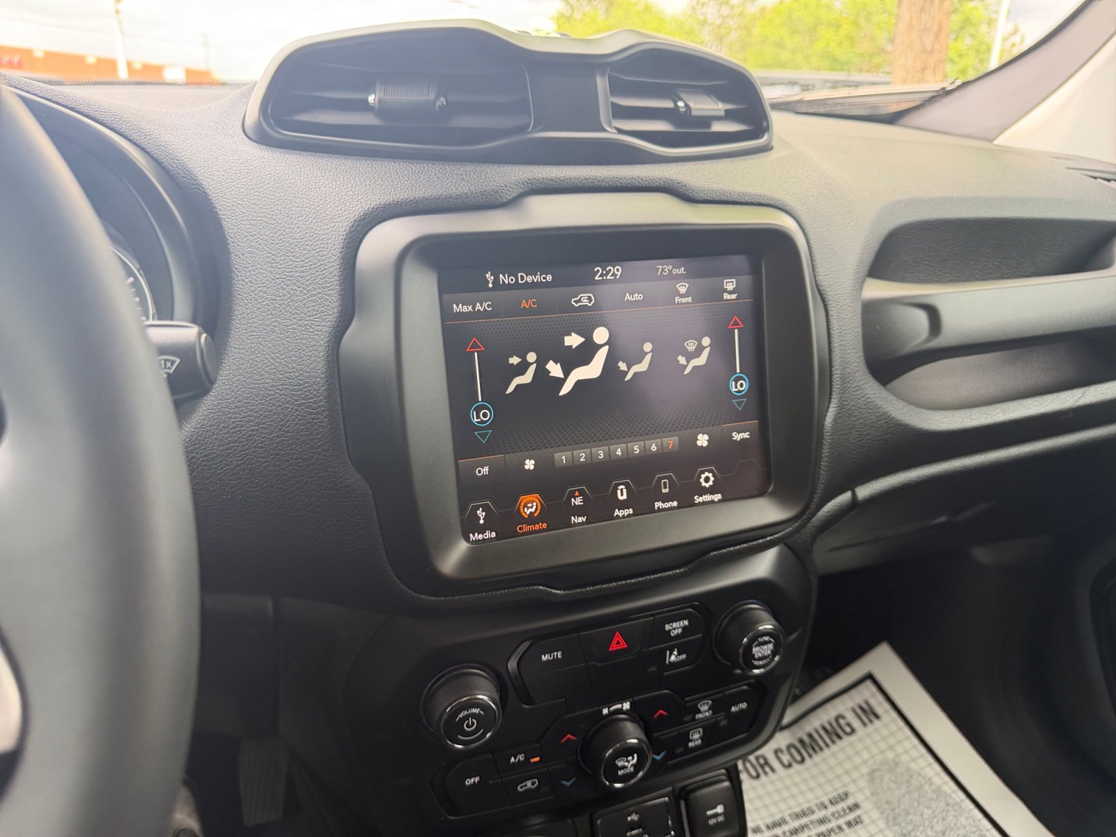 Used 2023 Jeep Renegade Altitude AWD/4WD image 28