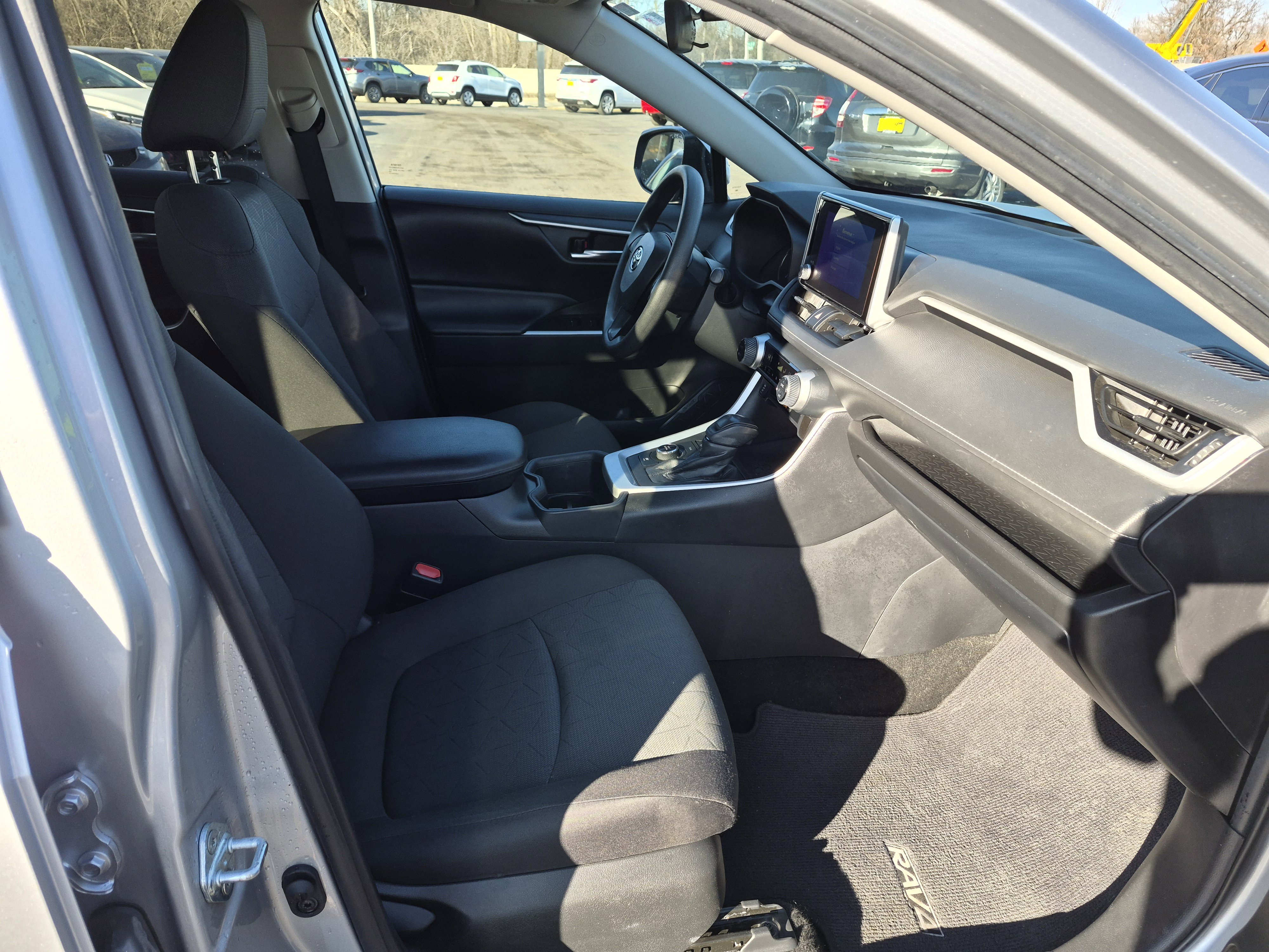 Used 2023 Toyota RAV4 XLE w/ Convenience Package image 13