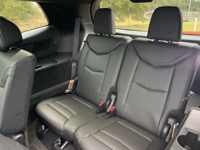 New 2025 Cadillac XT6 Luxury image 38