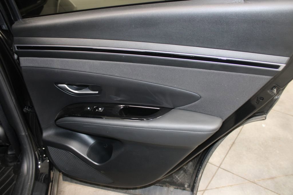 Used 2024 Hyundai Tucson Limited image 26